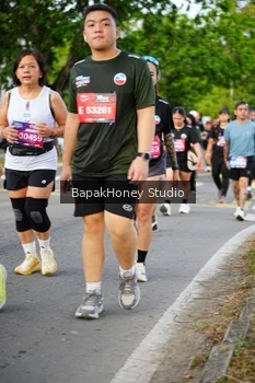 Runner Photo 4063860