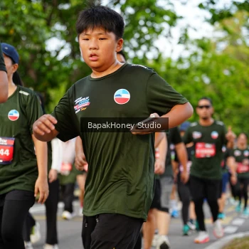 Runner Photo 4063884