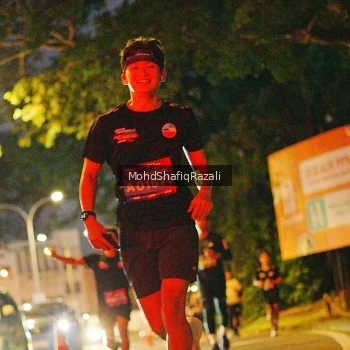 Runner Photo 4063924