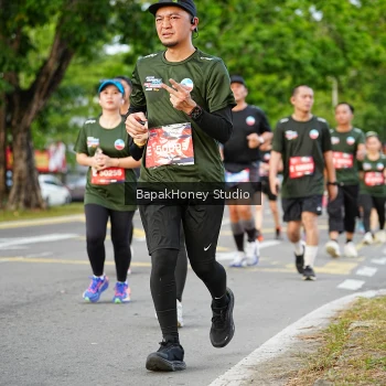 Runner Photo 4063942