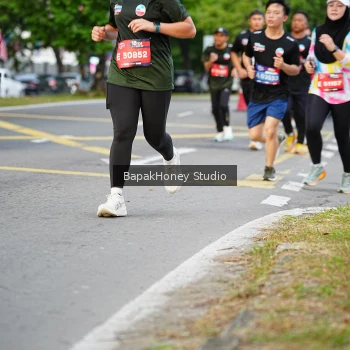Runner Photo 4063966