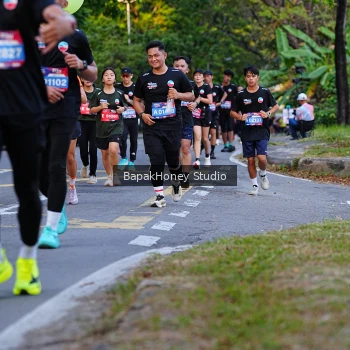 Runner Photo 4064038