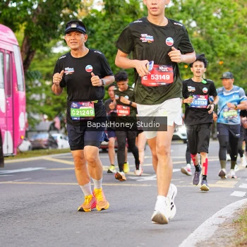 Runner Photo 4064075