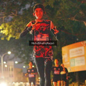 Runner Photo 4064101