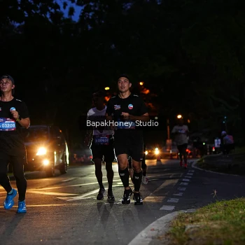 Runner Photo 4064158