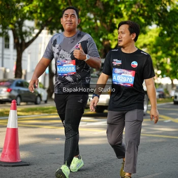 Runner Photo 4064213
