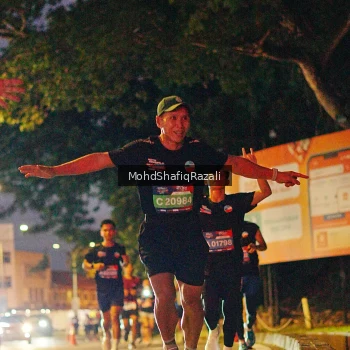 Runner Photo 4064250