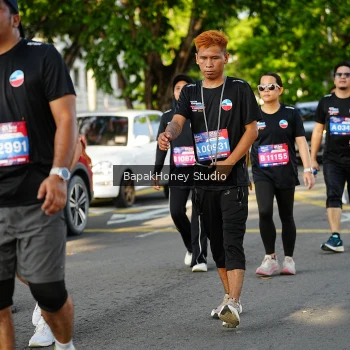 Runner Photo 4064315