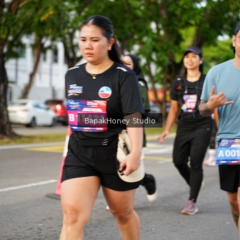 Runner Photo 4064444