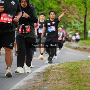 Runner Photo 4064488