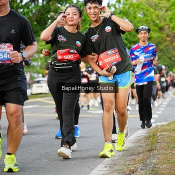 Runner Photo 4064504
