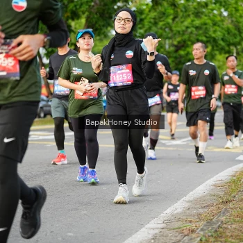 Runner Photo 4064534