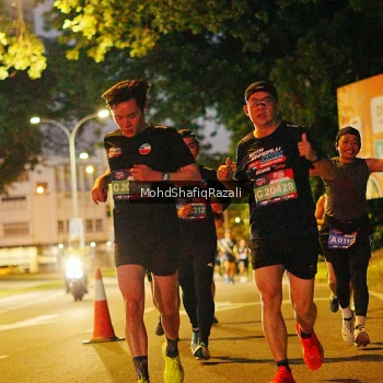 Runner Photo 4064617