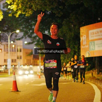 Runner Photo 4064655