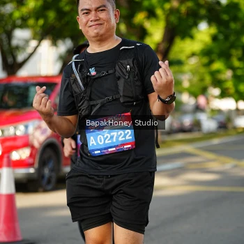 Runner Photo 4064657