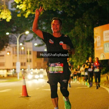 Runner Photo 4064665