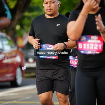 Runner Photo 4064762