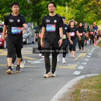 Runner Photo 4064770
