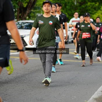 Runner Photo 4064783