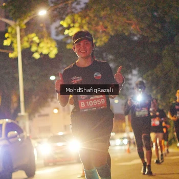 Runner Photo 4064793
