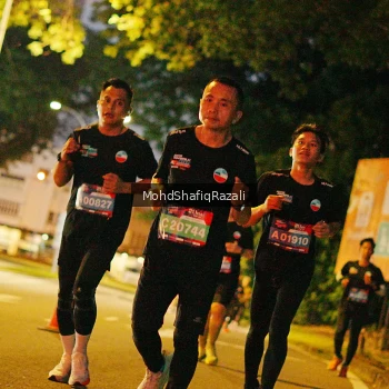 Runner Photo 4064819