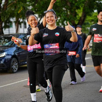 Runner Photo 4064822