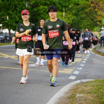 Runner Photo 4064835