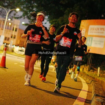 Runner Photo 4064859