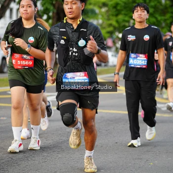 Runner Photo 4064875