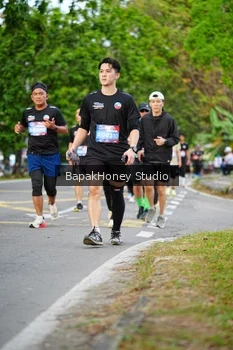 Runner Photo 4064988