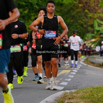 Runner Photo 4065114