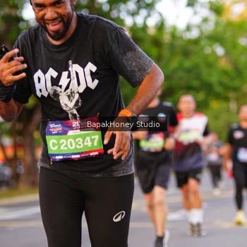 Runner Photo 4065120