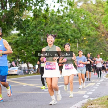 Runner Photo 4065143