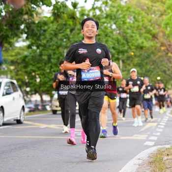 Runner Photo 4065150