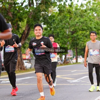 Runner Photo 4065157