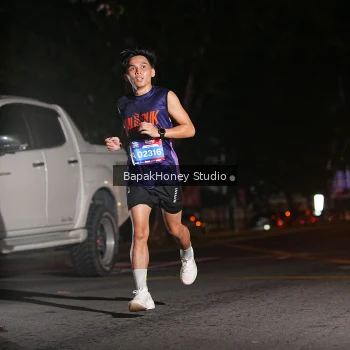 Runner Photo 4065268