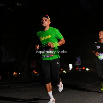 Runner Photo 4065276