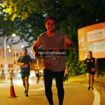 Runner Photo 4065375
