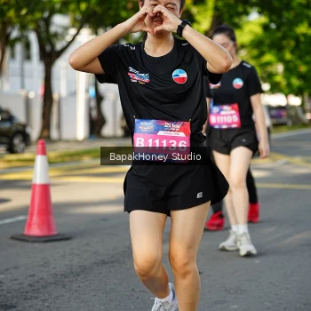 Runner Photo 4065377