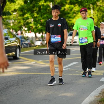 Runner Photo 4065384