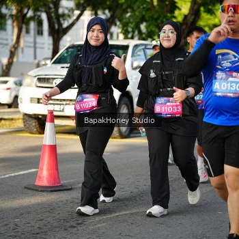 Runner Photo 4065477