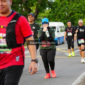 Runner Photo 4065629