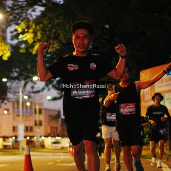Runner Photo 4065886