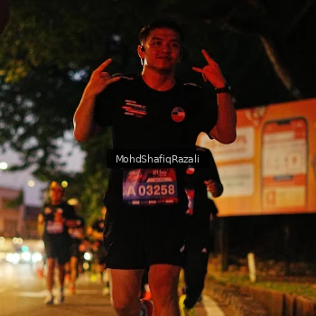Runner Photo 4065948