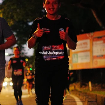 Runner Photo 4066095