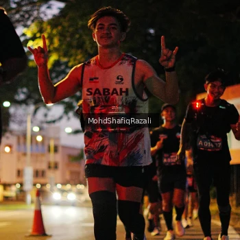 Runner Photo 4066135