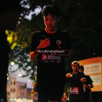 Runner Photo 4066175