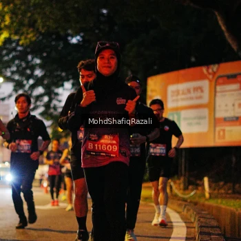 Runner Photo 4066210