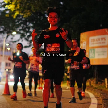 Runner Photo 4066244
