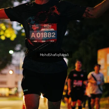 Runner Photo 4066370